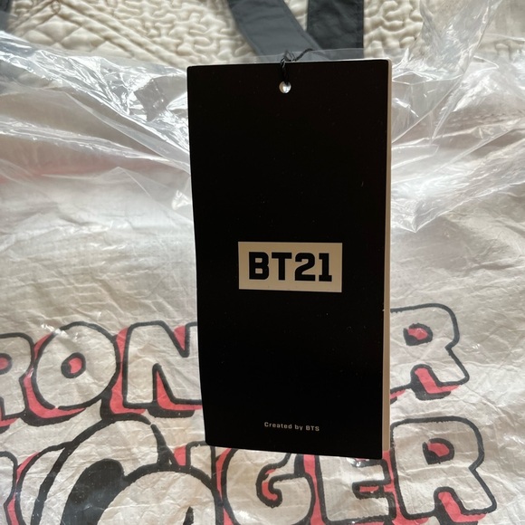 BT21 Music Collection SHOOKY Character Water Resistant Reusable Shoulder ToteBag - Picture 3 of 14